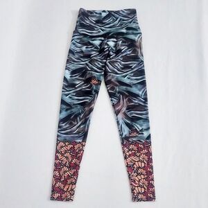 Onzie Women's High-Rise Midi Legging Multicolor Printed Size XS NWOT